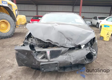 2008 Pontiac Grand Prix z USA, uszkodzony, nr VIN 2G2WP552081126246